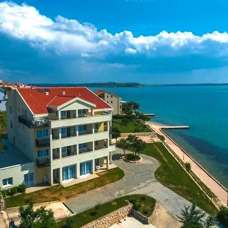 Vila 4m Miletici Cdn021019 Cyh Appartamento Rtina